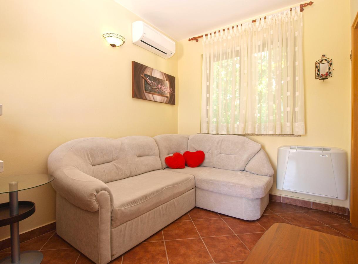 Apartments Mirjana 1655 كانافانار المظهر الخارجي الصورة