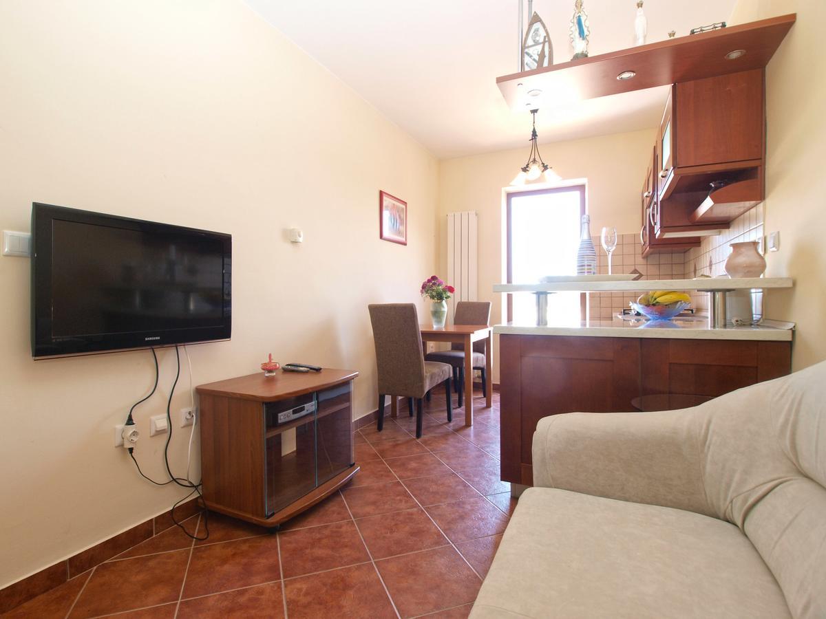 Apartments Mirjana 1655 كانافانار المظهر الخارجي الصورة